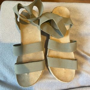Espadrille platform sandals